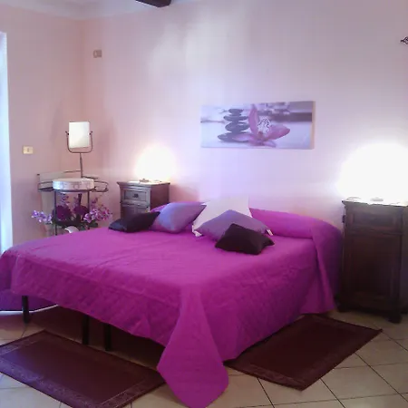 לינה וארוחת בוקר Rosa Dei Venti 4*